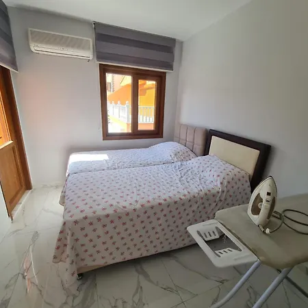 Yarim Liman Villasi Villa *